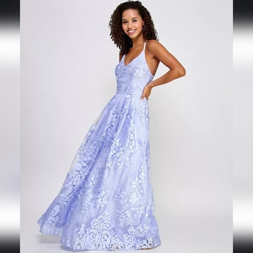 NWOT BCX Juniors Floral Embroidered Gown in Lavender Purple Size 1